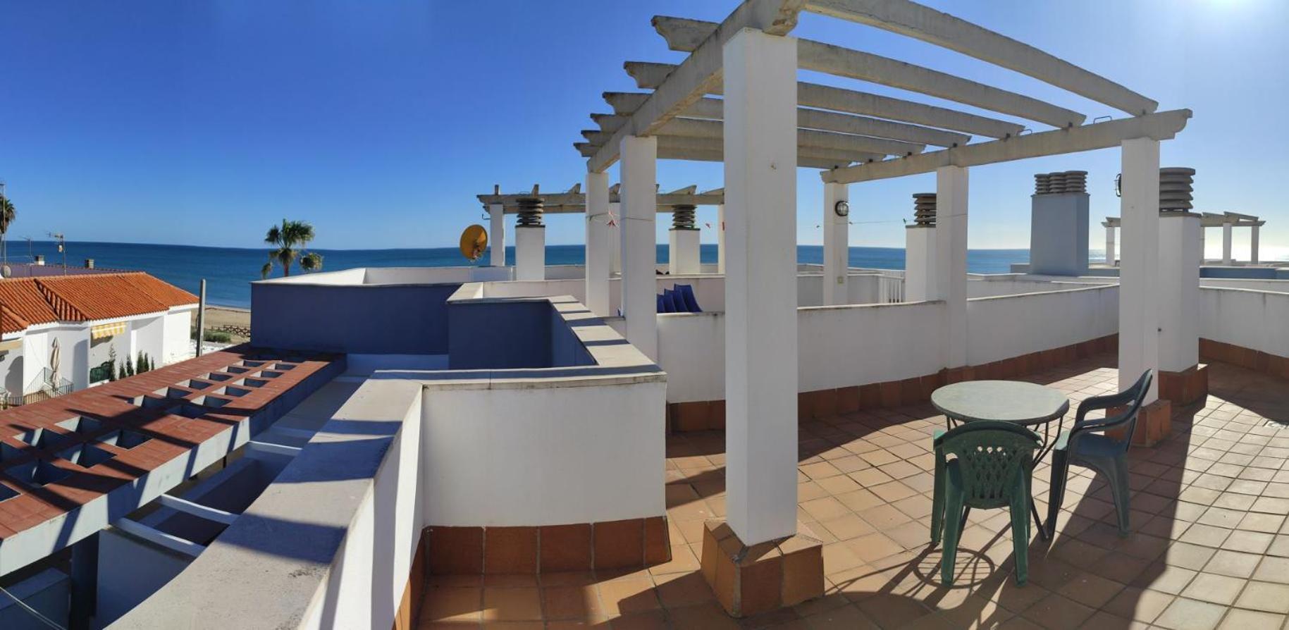 Islantilla Primera Linea De Playa, Piscina, Parking Exterior photo
